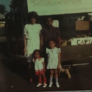 Meet your Posher, Naomi sian